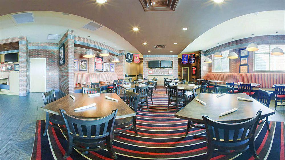 Doubletree By Hilton Chicago Midway Airport, Il Hotel Bedford Park Bagian luar foto