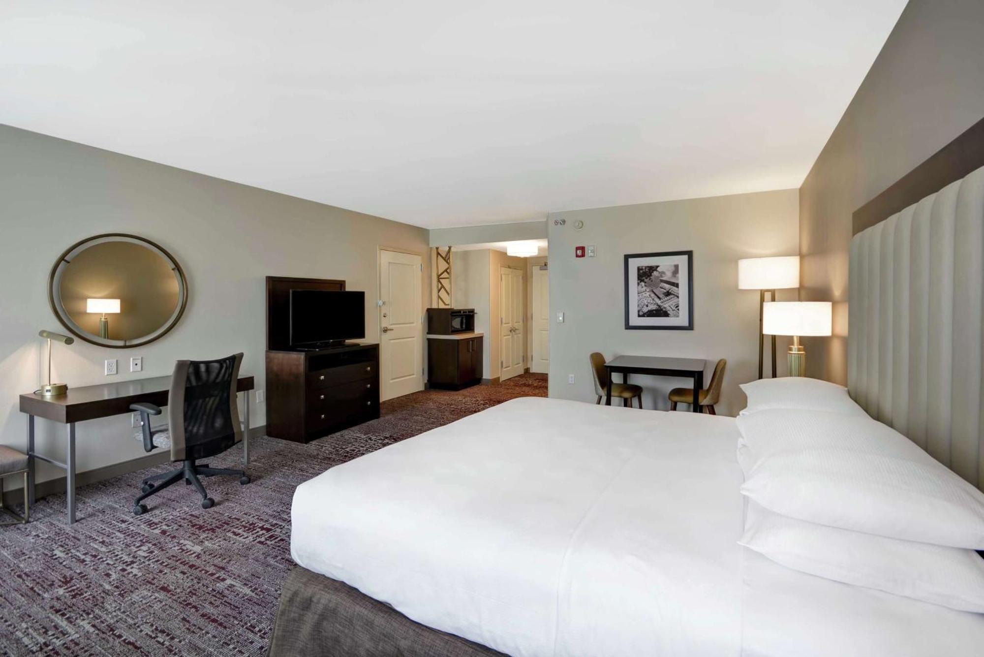 Doubletree By Hilton Chicago Midway Airport, Il Hotel Bedford Park Bagian luar foto