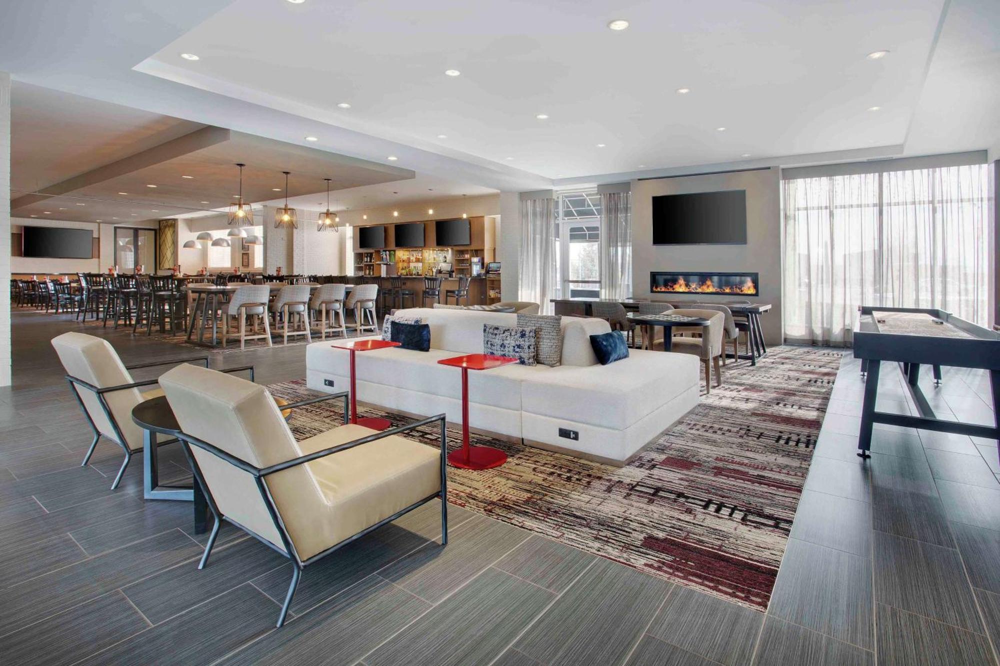 Doubletree By Hilton Chicago Midway Airport, Il Hotel Bedford Park Bagian luar foto