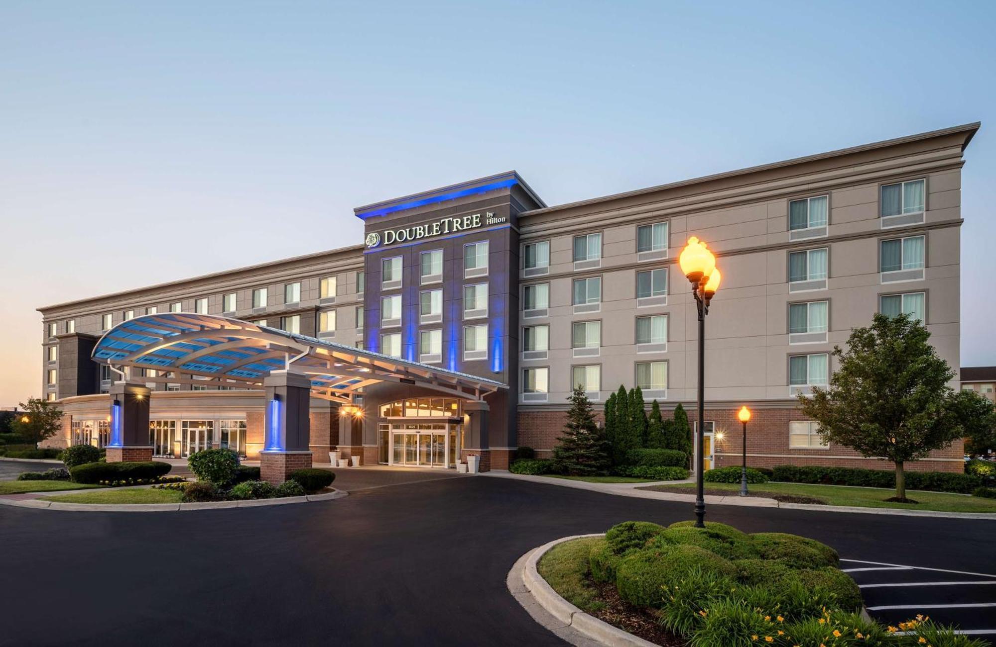 Doubletree By Hilton Chicago Midway Airport, Il Hotel Bedford Park Bagian luar foto