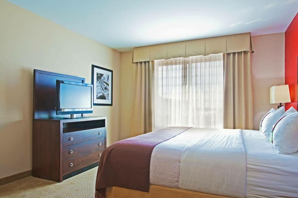 Doubletree By Hilton Chicago Midway Airport, Il Hotel Bedford Park Bagian luar foto