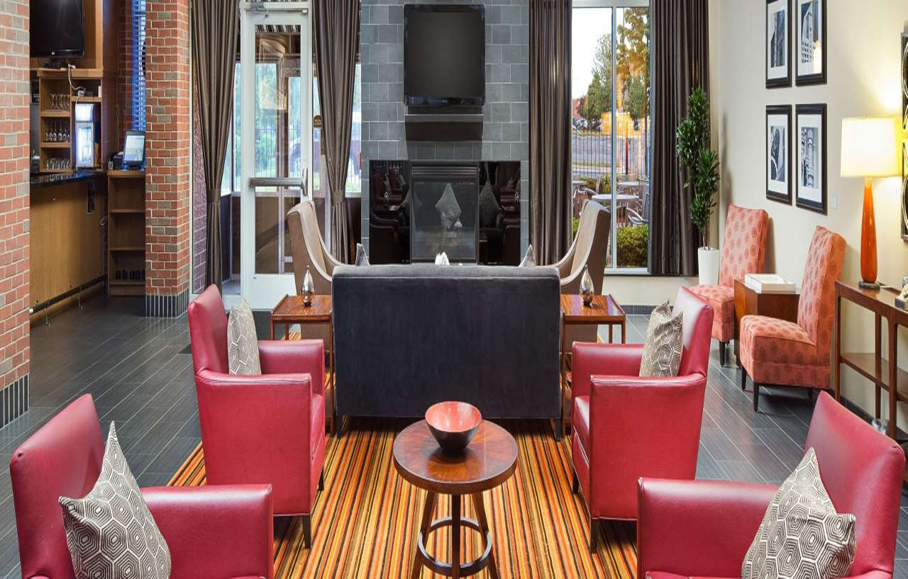 Doubletree By Hilton Chicago Midway Airport, Il Hotel Bedford Park Bagian luar foto